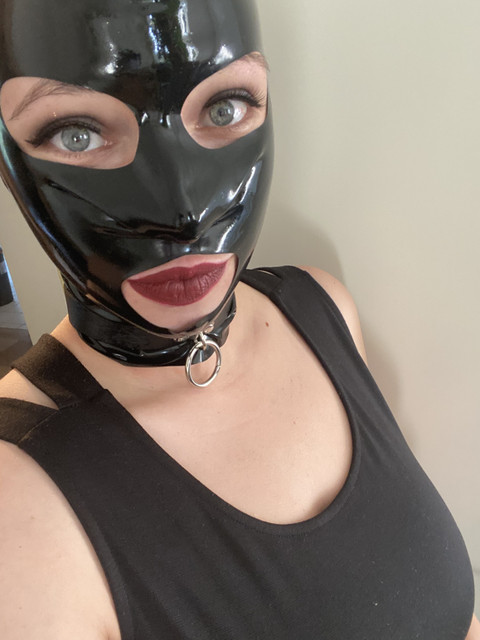 german.latex.girl♥ profile picture
