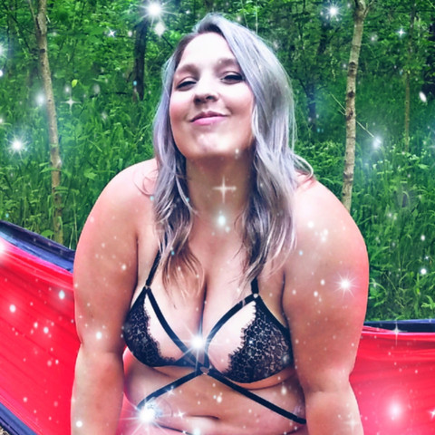 Kat Curves profile picture
