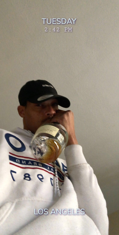 6’6 w/25 wives profile picture