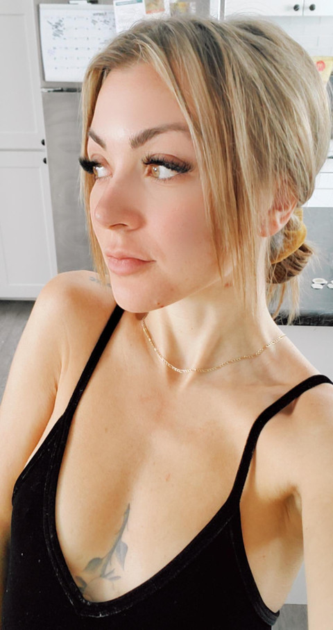 HANNAH JAMES profile picture
