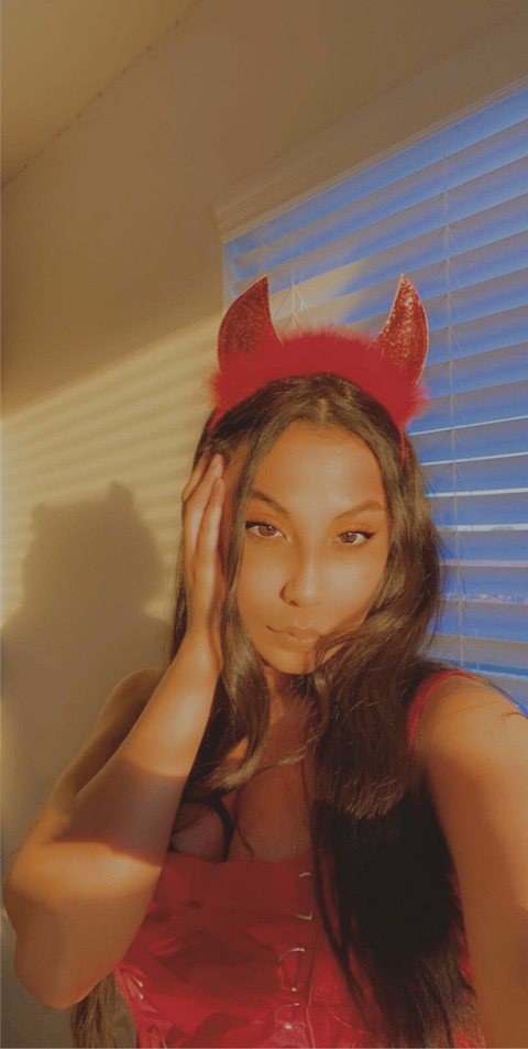 ⚡️ 𝐺𝑜𝑑𝑑𝑒𝑠𝑠 ⚡️ profile picture