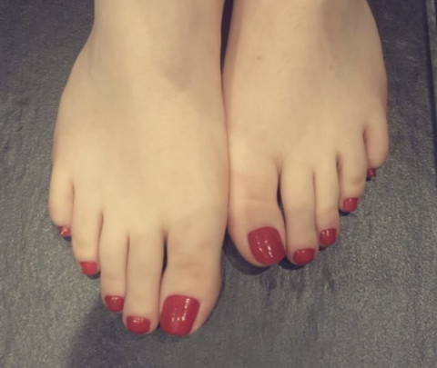 feetpicsbyrosiemae profile picture