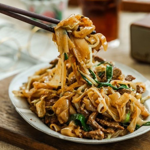 BEEF NOODLES YUM! profile picture