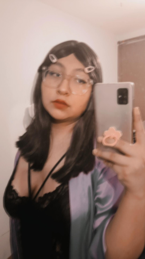 bunny 🍓 profile picture