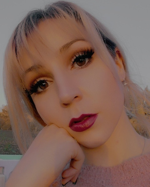 Velveteen Ellie profile picture