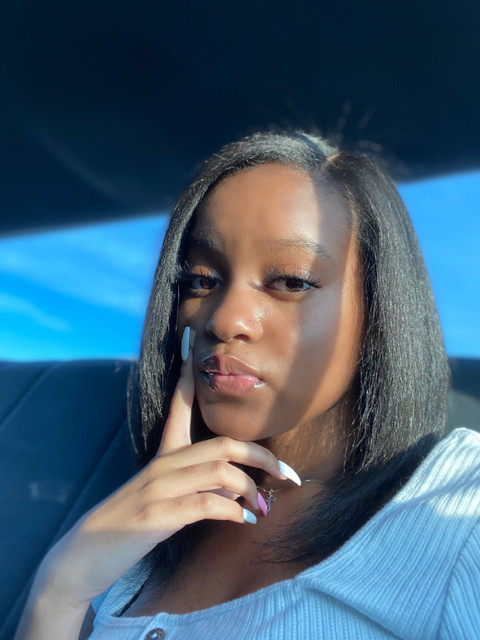Azara profile picture