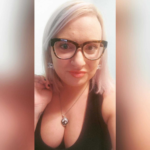 Lola Koz profile picture
