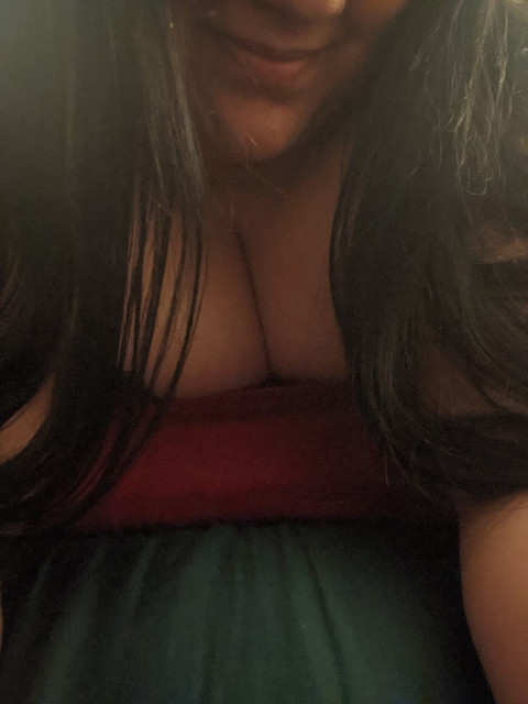 RoseIsAlwaysTh0rny profile picture