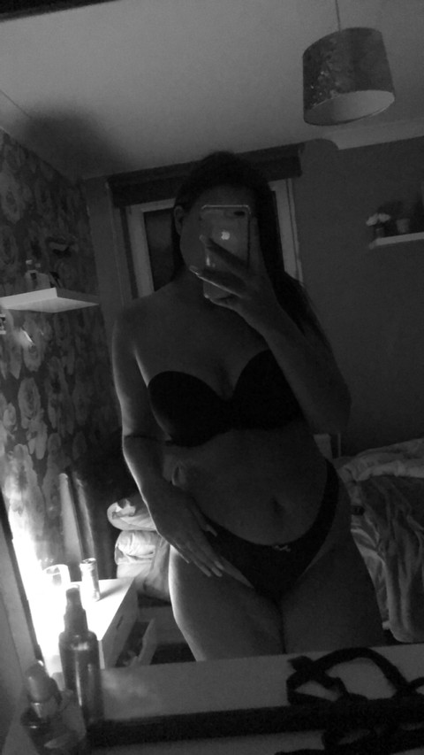 Urgirlemx23 profile picture