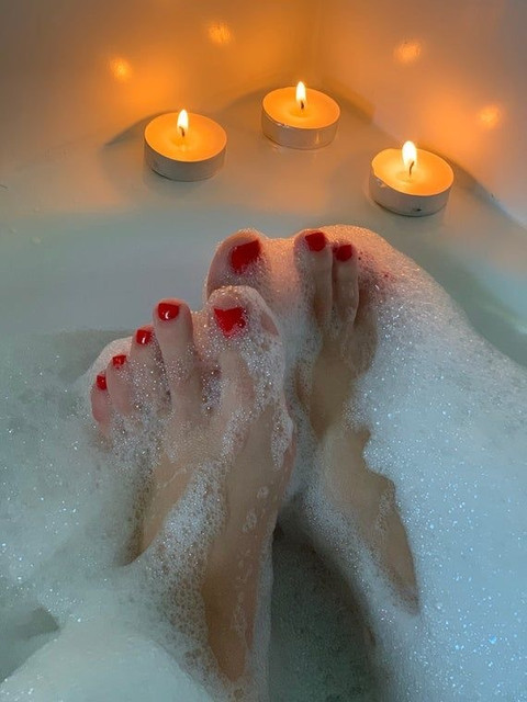 The most beautiful feet profile picture