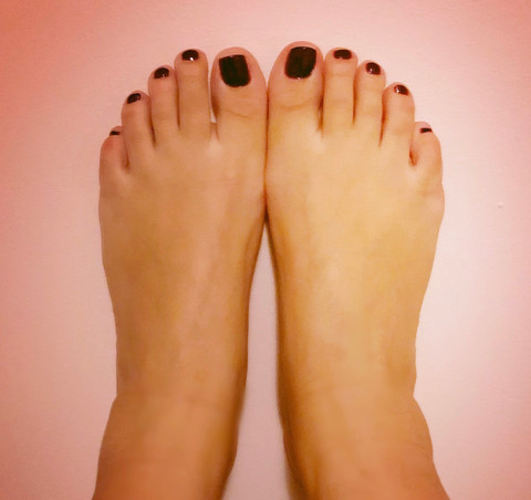 Titillating Toes profile picture