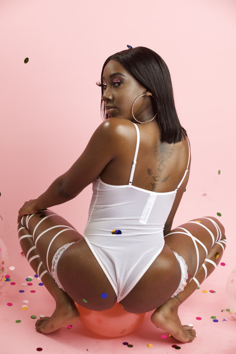 Pretty Black 🍫 profile picture
