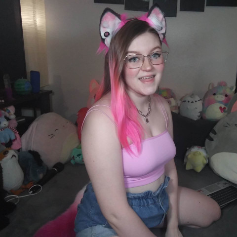 Lilly Puppy🦊 (she/her) profile picture