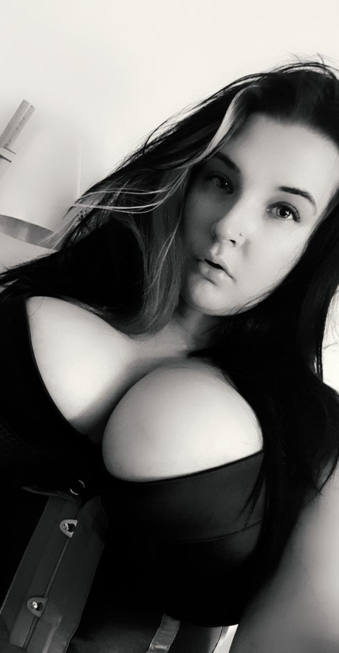 ruby_roxx profile picture
