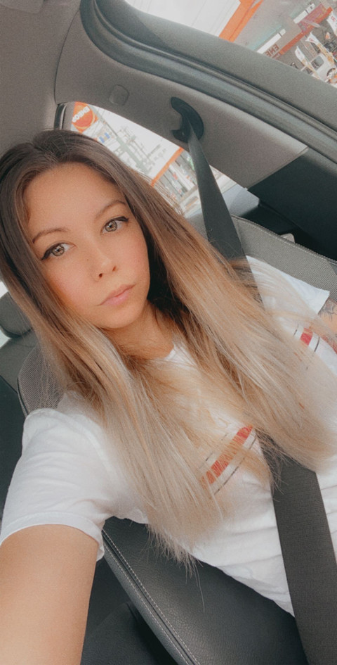 Ari profile picture