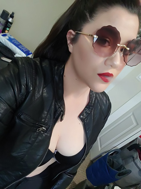 Tina profile picture