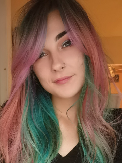 Prettylittlepurrrl profile picture