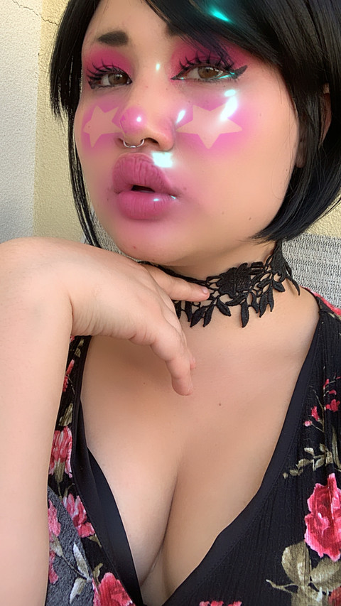 Vixen (they/them) profile picture