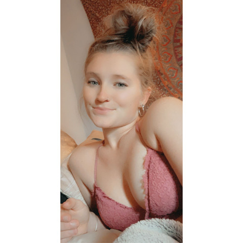 Brenna profile picture