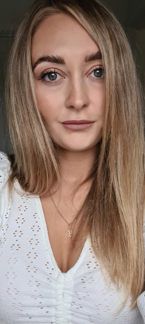 Feetonlypictures profile picture