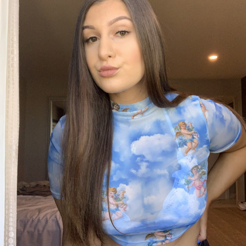 Adrienne profile picture