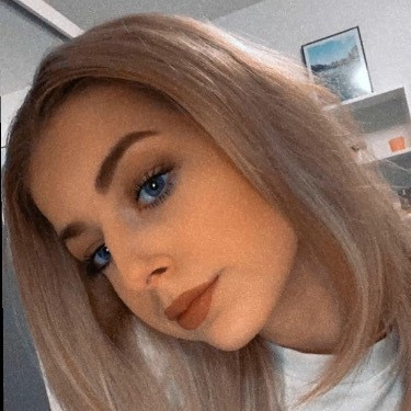Polina🎂🇷🇺 profile picture