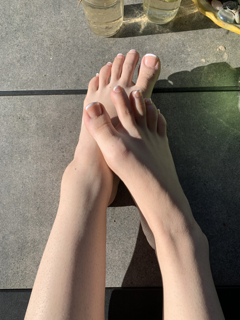 Feet4college profile picture