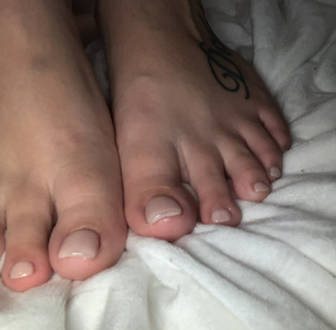 FEET PICS &amp; VIDS profile picture