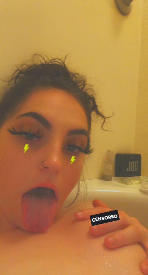 @Runmedatmoney69 profile picture
