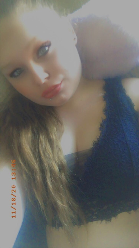 The innocent lil hornball🙄 profile picture