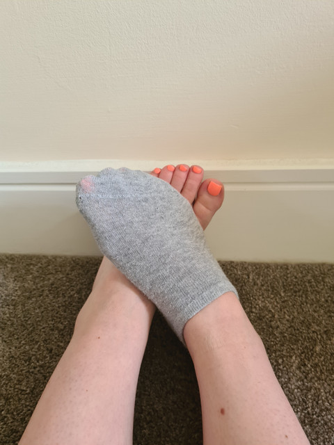 feetntoes profile picture