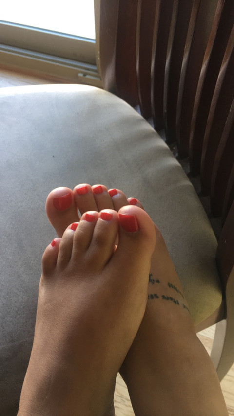 Footfetish2397 profile picture
