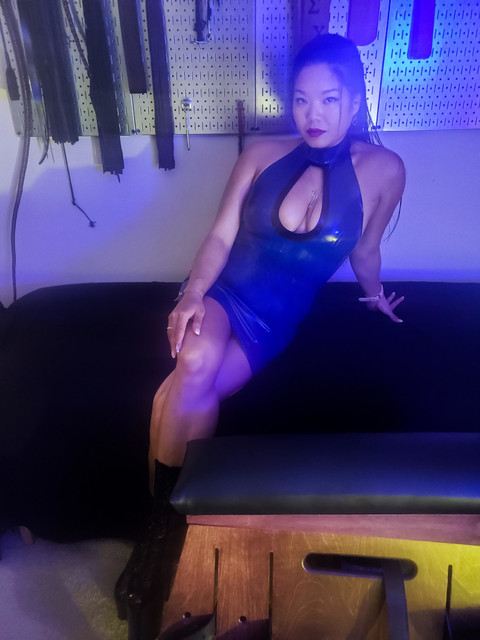 Mistress Alexis Kim profile picture