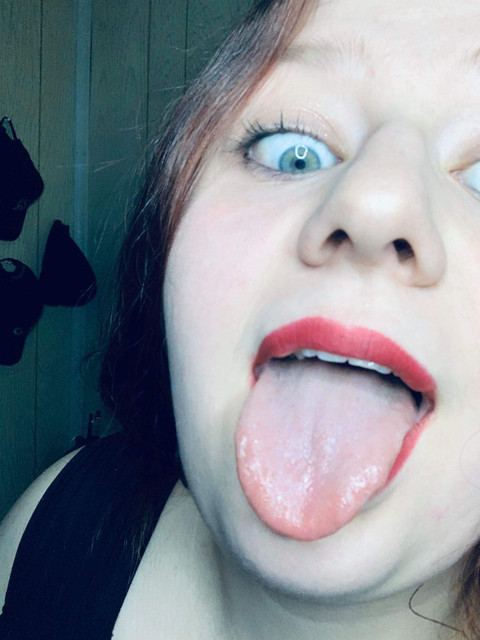 Kat profile picture