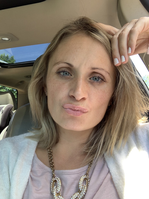The sexy feet babe profile picture