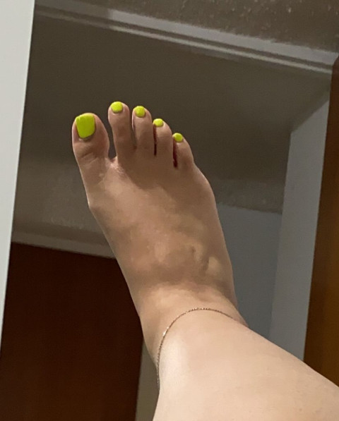 Feet4U profile picture