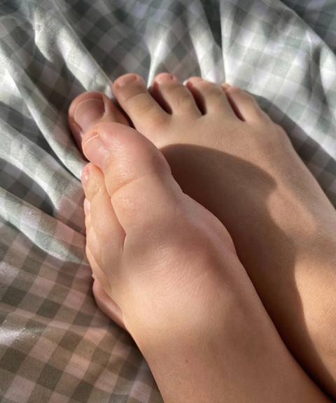 Feetcute profile picture