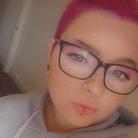 Em xo profile picture