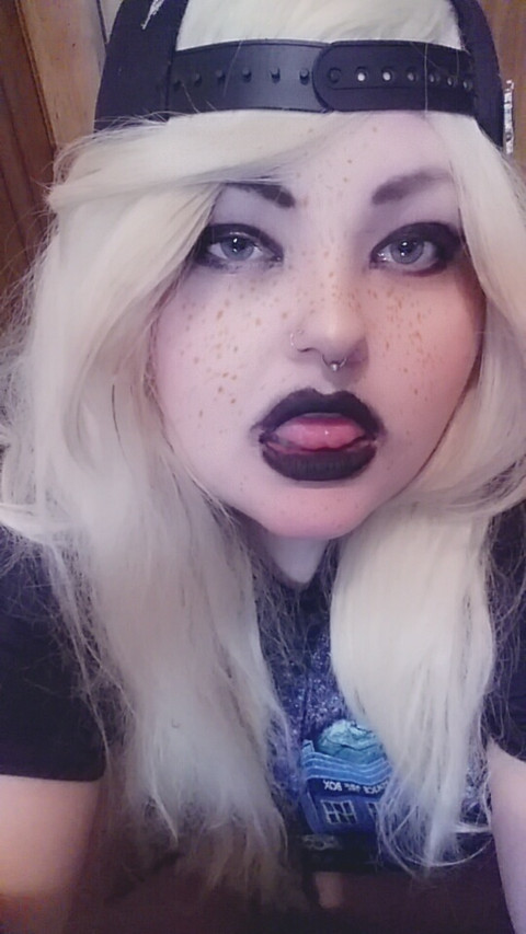 🌙🖤Chubby Goth Girlfriend🖤💦 profile picture