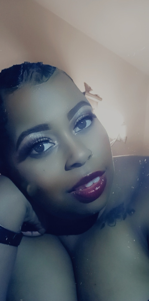 Honey Drop 🚨Tips always appreciated💋💋 profile picture