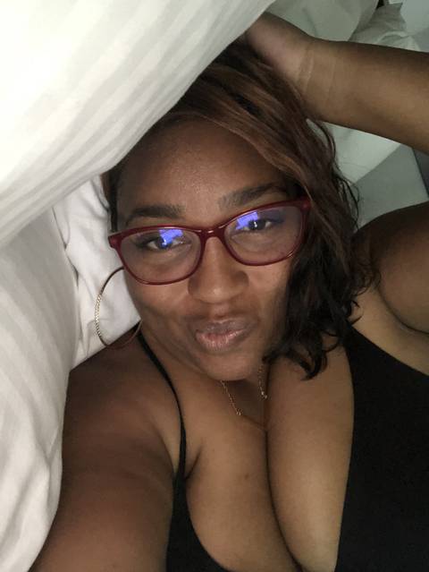 @curvycutiellevee