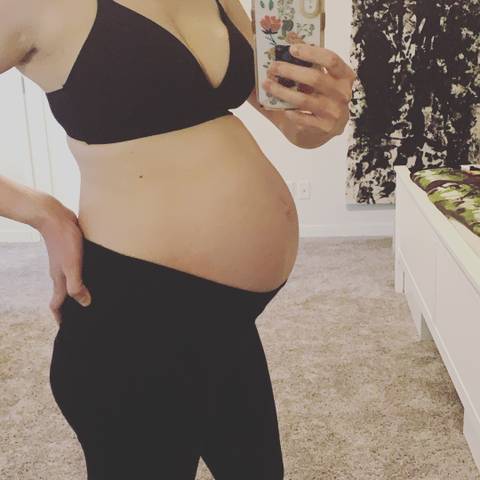 @playfulpregnanthailey