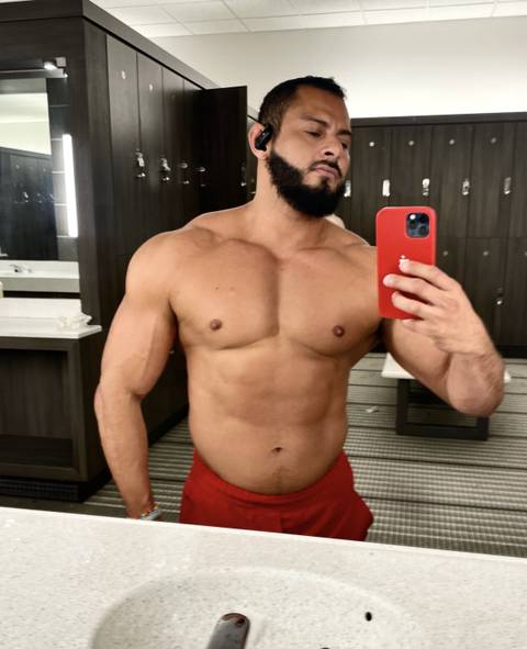 @latinmuscless