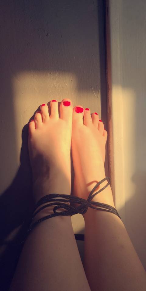 toe_queen_0000