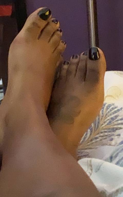 queenfeet1888 nude