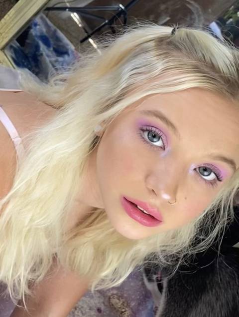 @blondebunnyxx