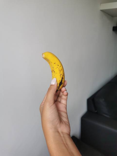 bananom nude