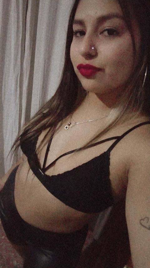 lulygomez16 nude