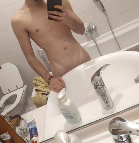 matti0 nude