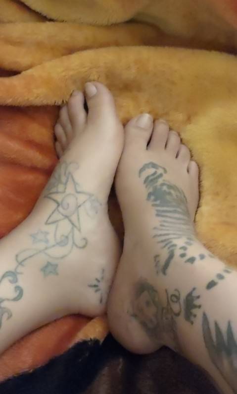 simplylinsfeet36